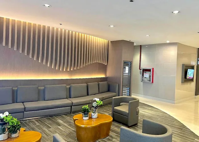 Tower D,pasay マニラ市